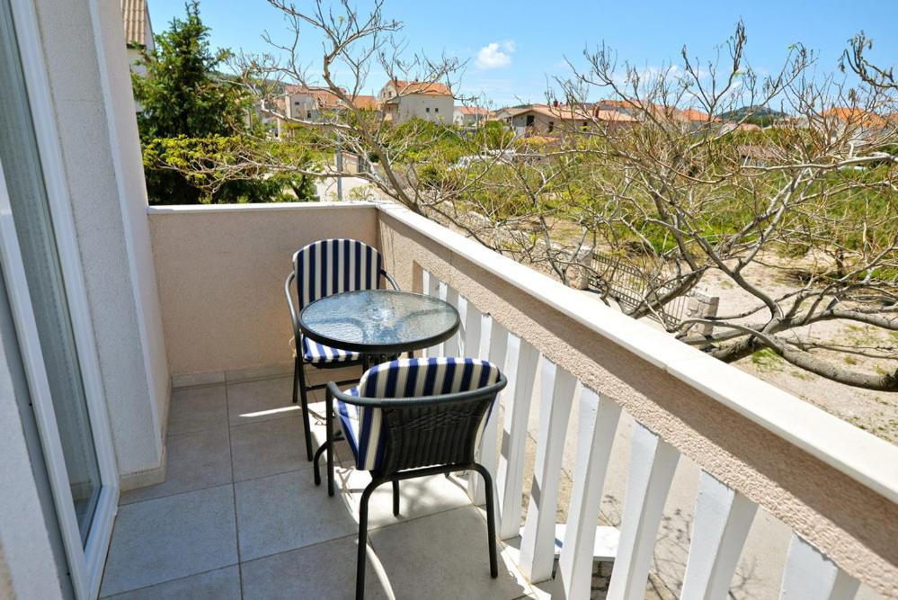 Apartments Viola Betina  Exterior foto